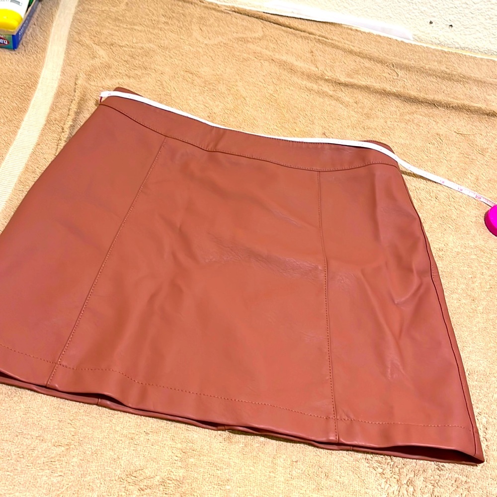 F21 skirt